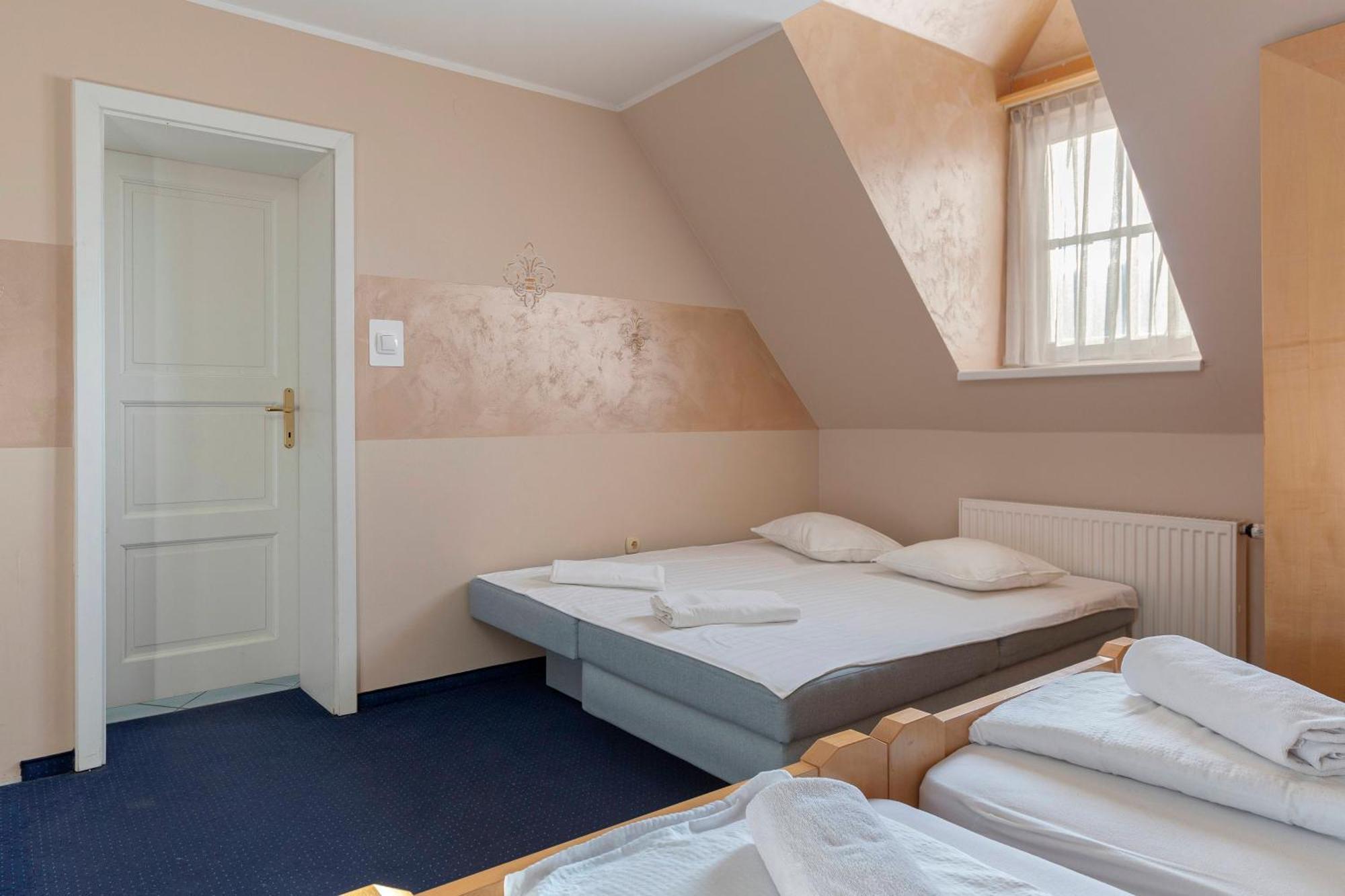 Hotel Burger Venise Recica ob Savinji Esterno foto